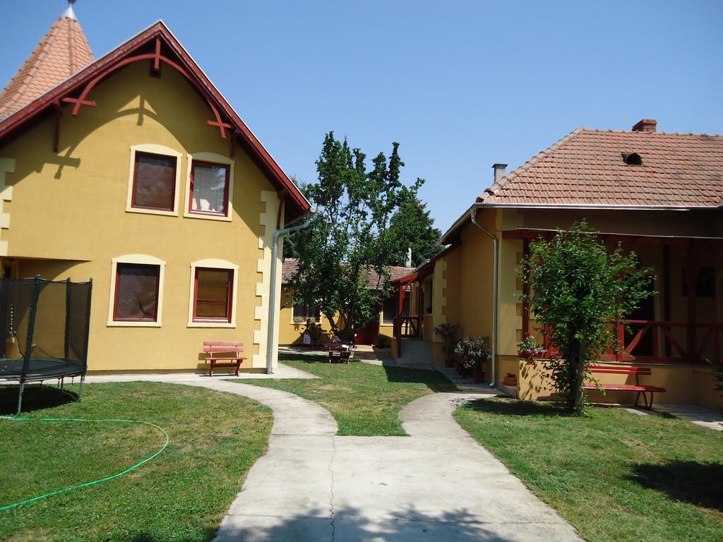 Prenociste Vila Stara Breza Palić Exteriér fotografie