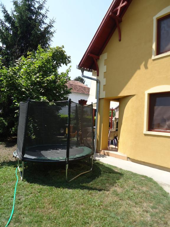 Prenociste Vila Stara Breza Palić Exteriér fotografie