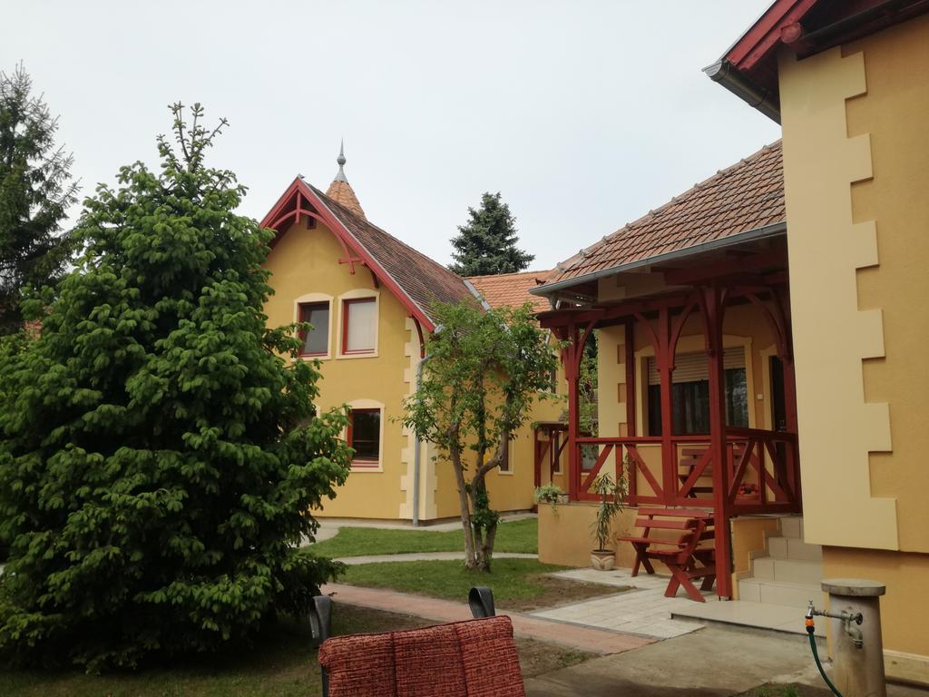 Prenociste Vila Stara Breza Palić Exteriér fotografie